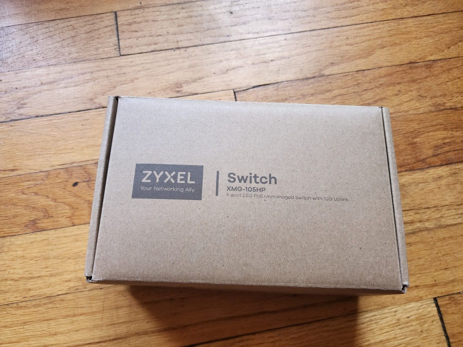 Zyxel 5-Port PoE 2.5G Multi-Gig Unmanaged Switch @ 70W with 4 x PoE++(60W)   1 x