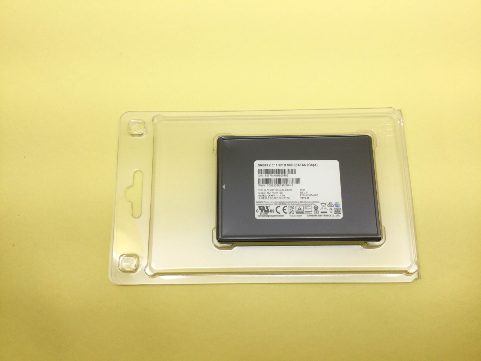 Samsung SM883 Series 1.92TB SATA 6Gbps 2.5in Enterprise SSD MZ-7KH1T90 New