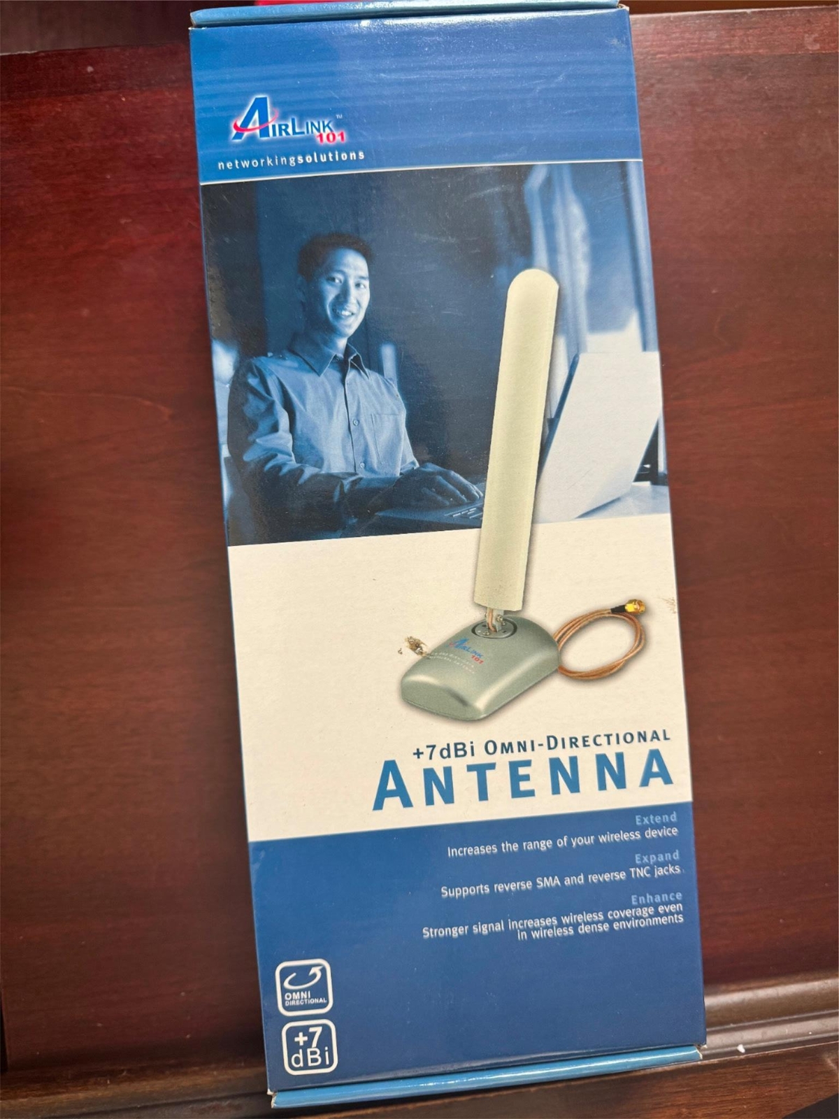 Airlink 101+7dbi Omni-Directional Antenna