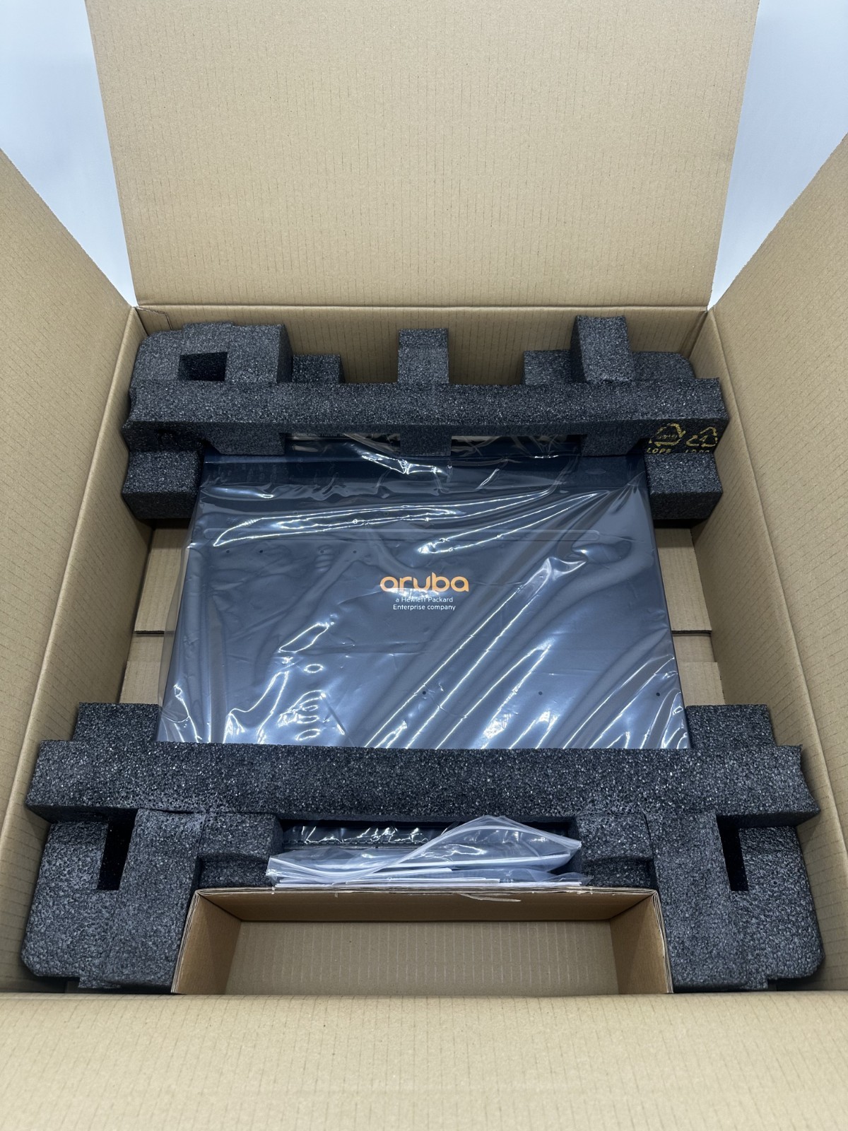 Brand New HPE Aruba 3810M 48G POE+ 1 SLOT SWITCH - JL074A