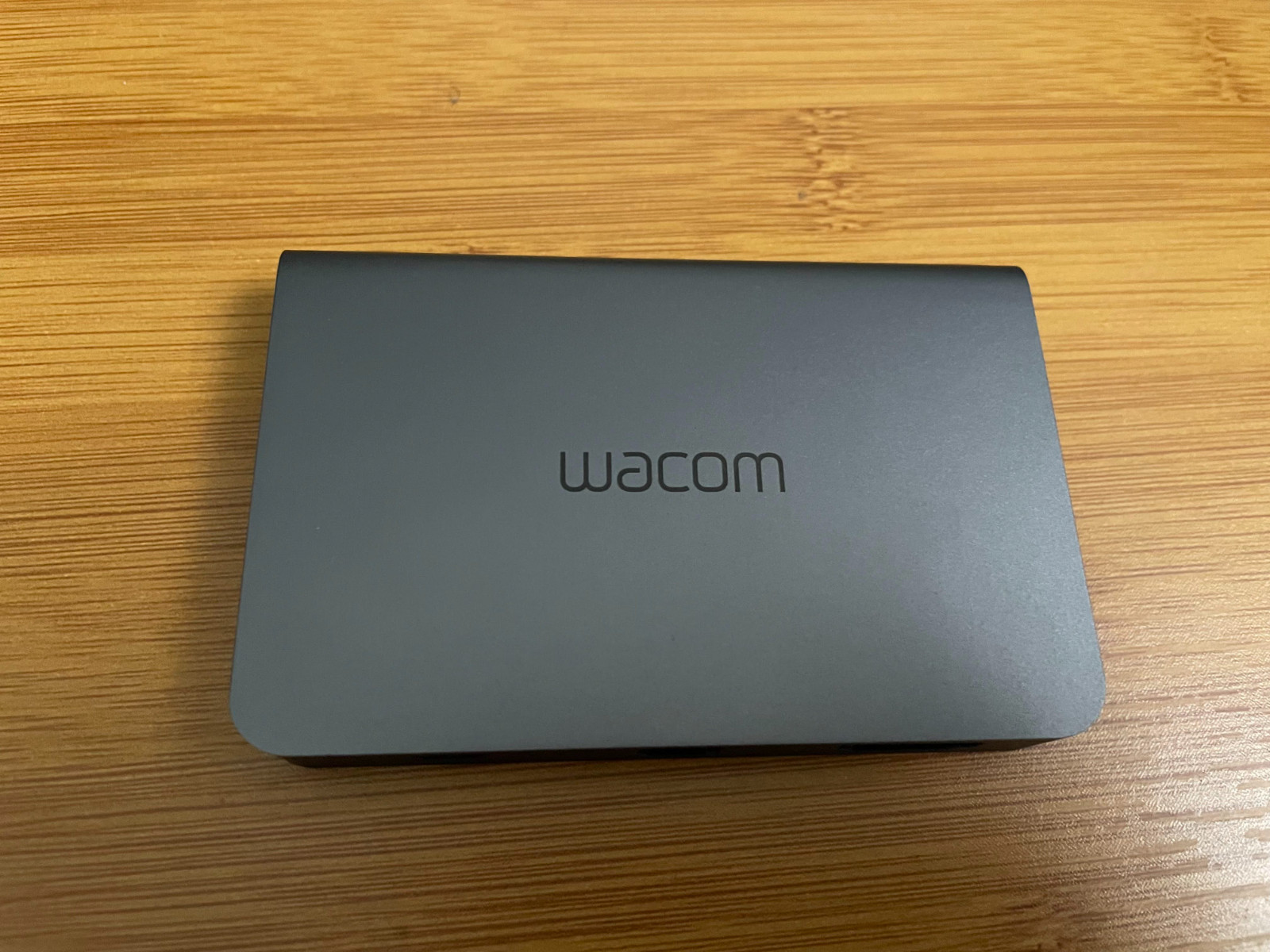 Wacom Link Plus (ACK42819) - Dock for Connecting Mac / PC to Cintiq Pro 13 / 16