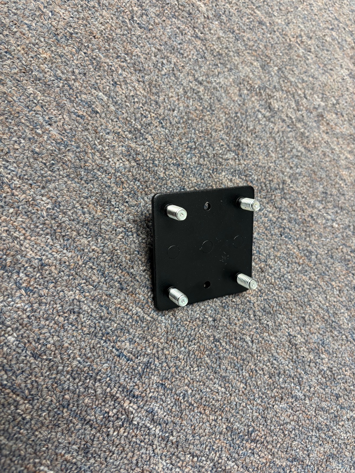 Havis Heavy-Duty Fixed Top Offset Platform 0-inches C-HDM-301