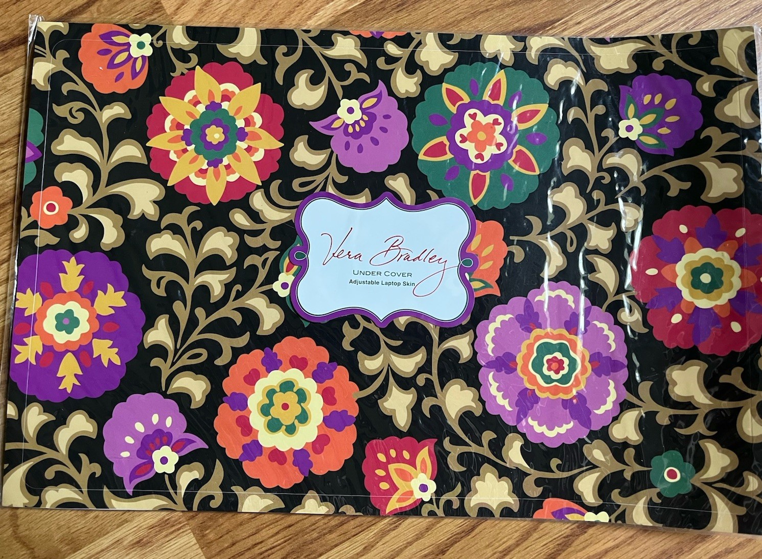 Vera Bradley SUZANI Under Cover Adjustable Laptop  Skin #11292 NEW IN PACKAGE