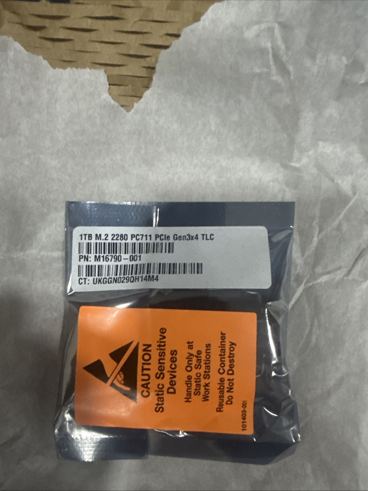 M16790-001 1TB  NVME
