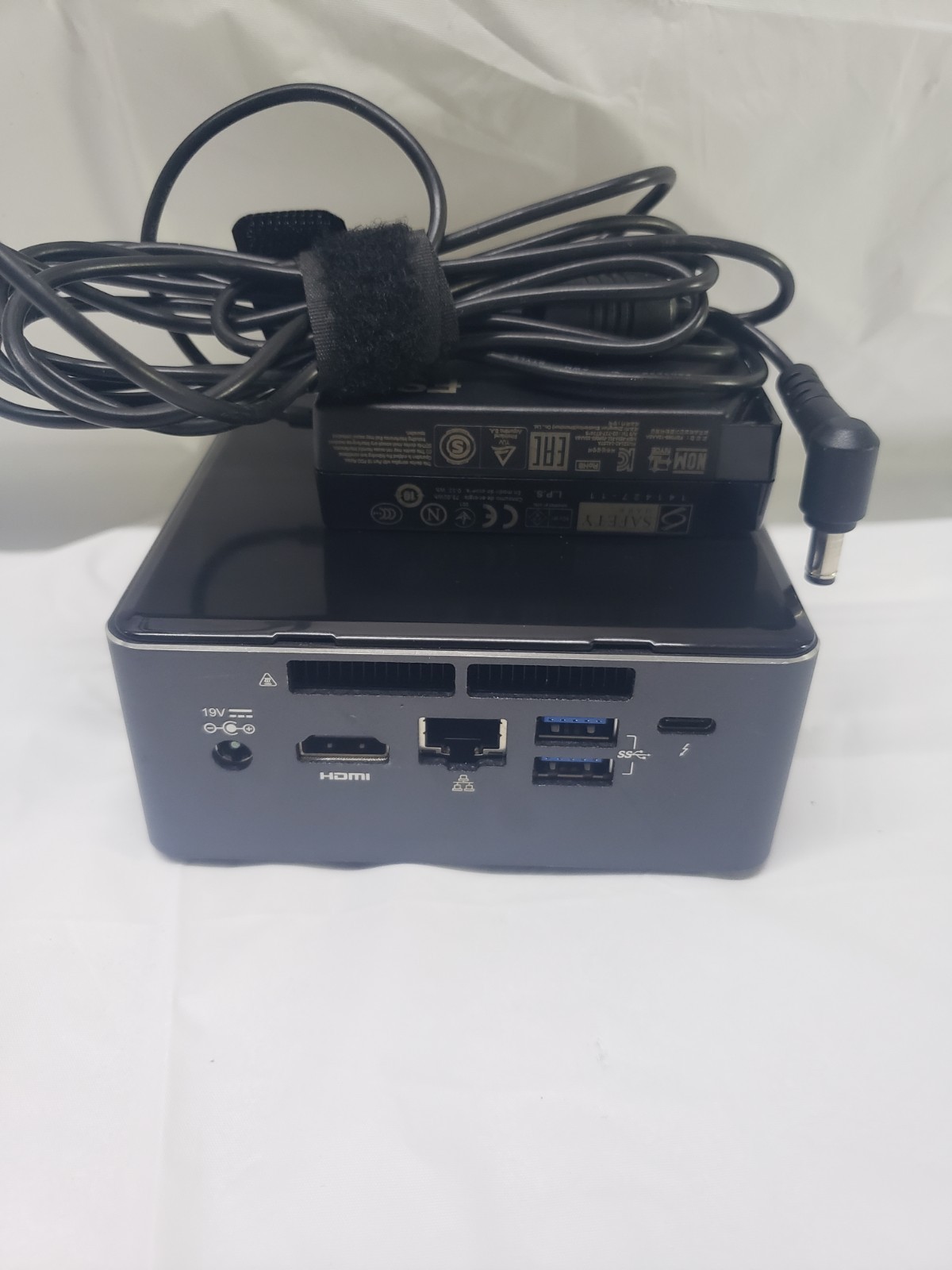 Intel NUC -i5 7260U_16gb Ram 128GB SSD,WIN 11P  2.20Ghz 