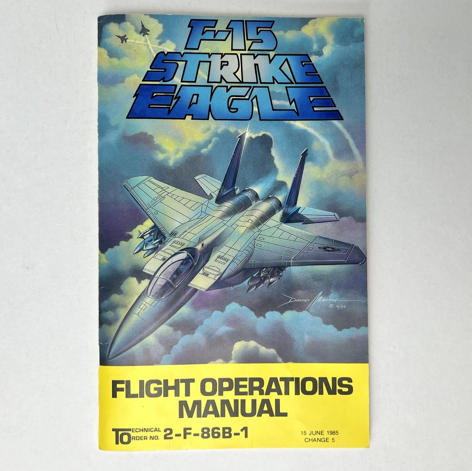Vtg 1985 F-15 Strike Eagle Flight Operations Manual Commodore 64 Atari Apple