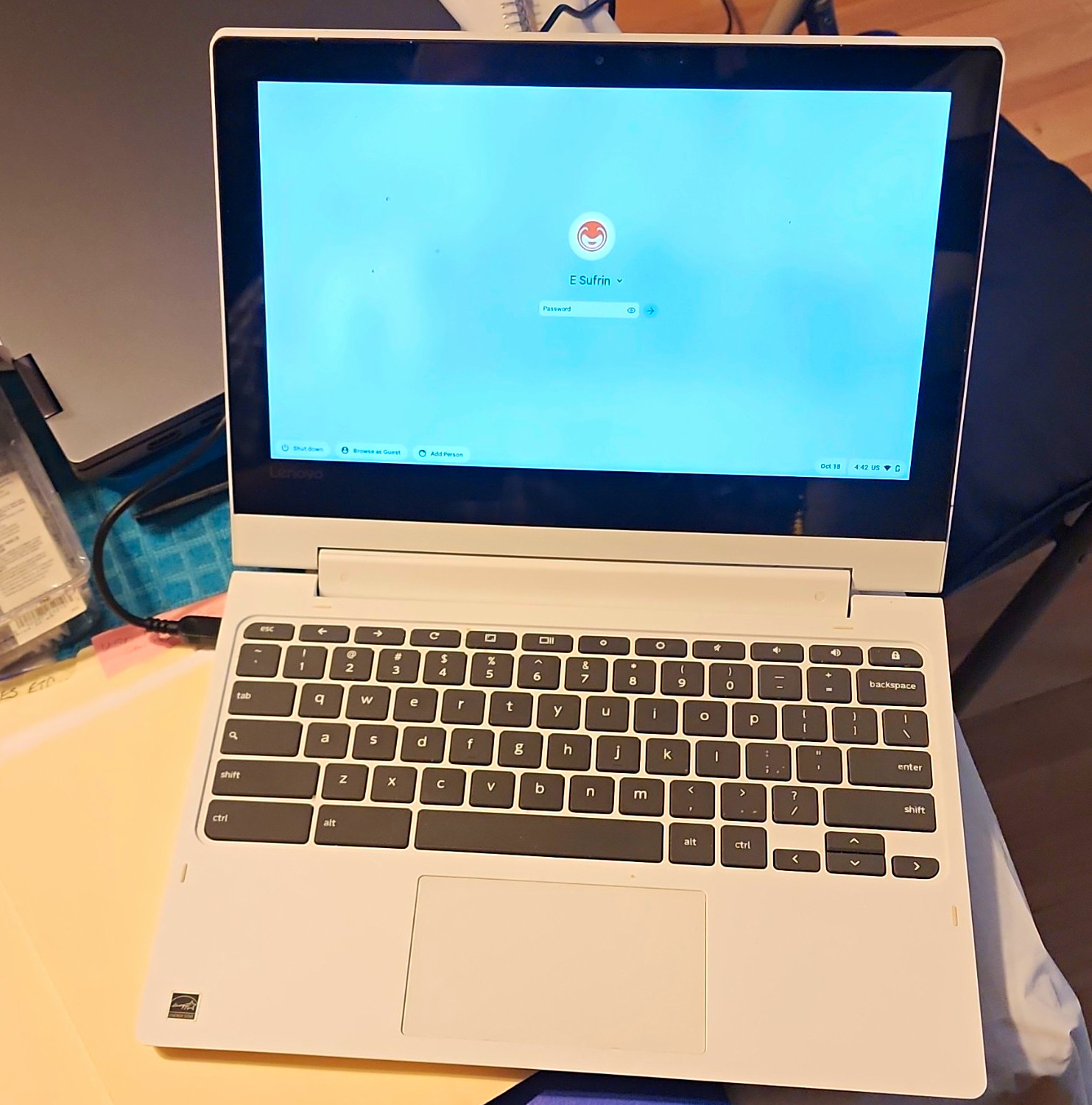 Lenovo Chromebook 11.6" Intel Celeron 4GB 32GB eMMC White *Read Description*