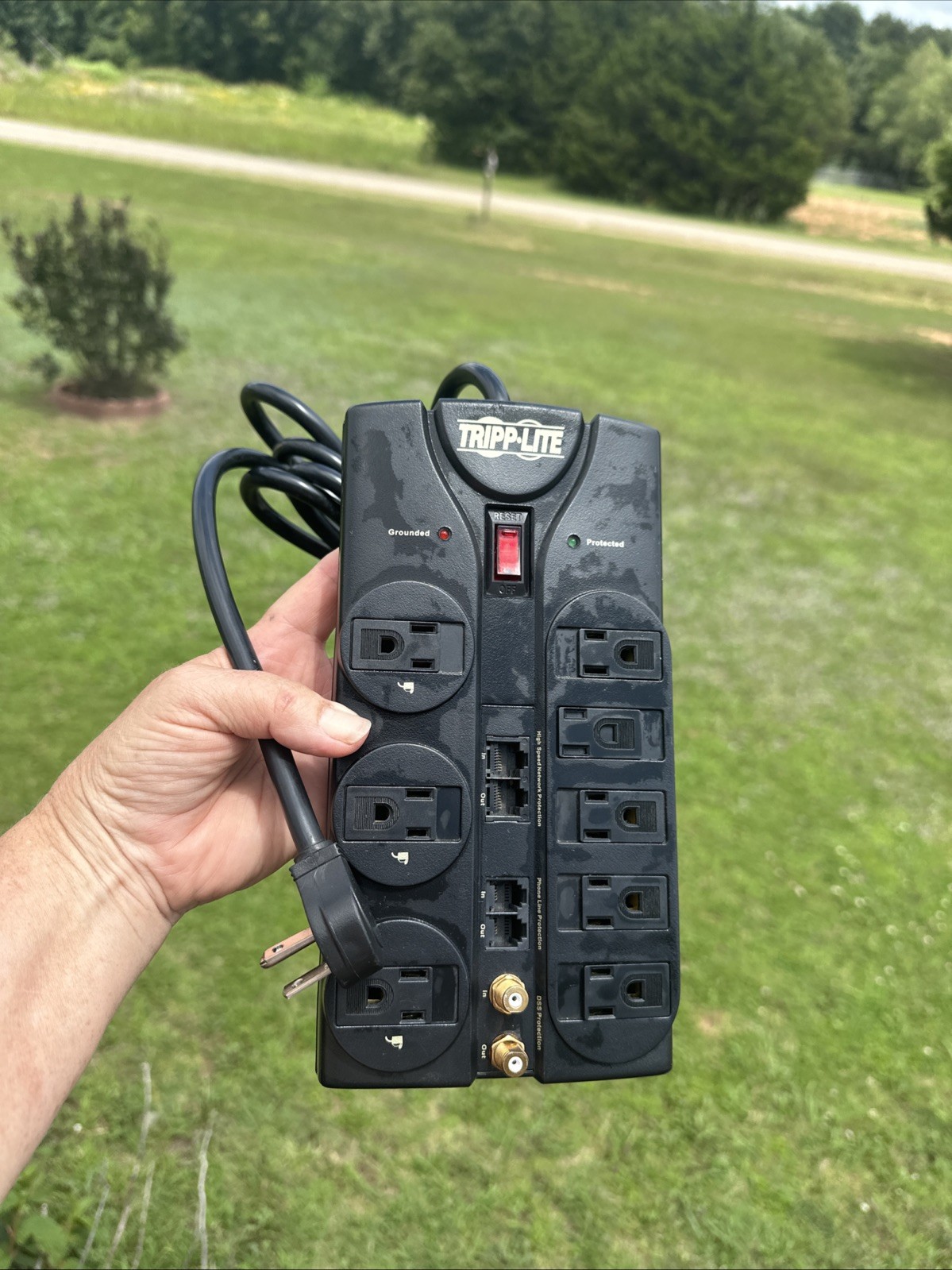 Tripp Lite TLP810NET 8-Outlet Surge Protector AC RJ-11 RJ-45 Coax Protection