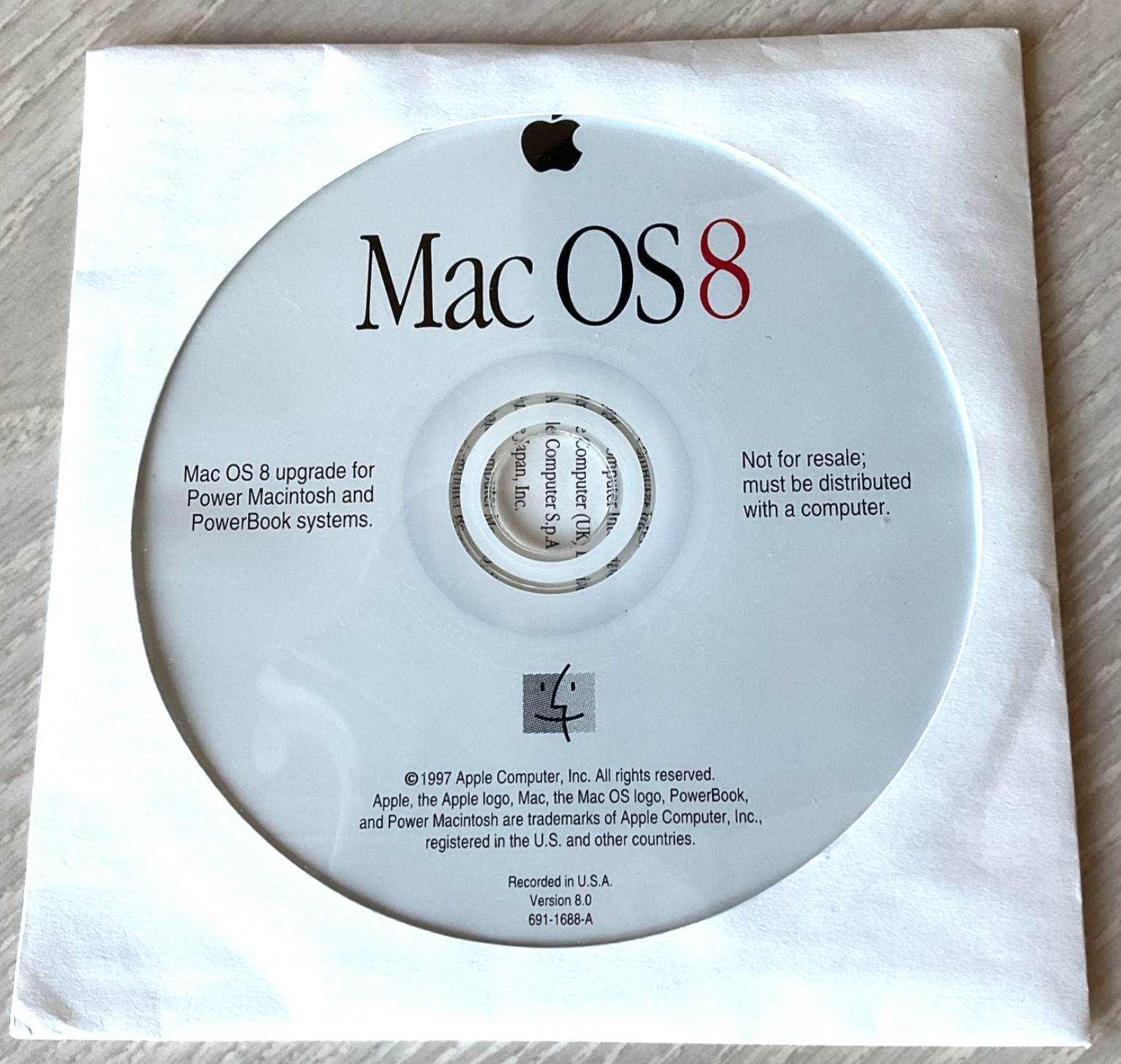 Vintage 1997 Mac OS 8 Apple Computer 691-1688-A System CD Rom Disc