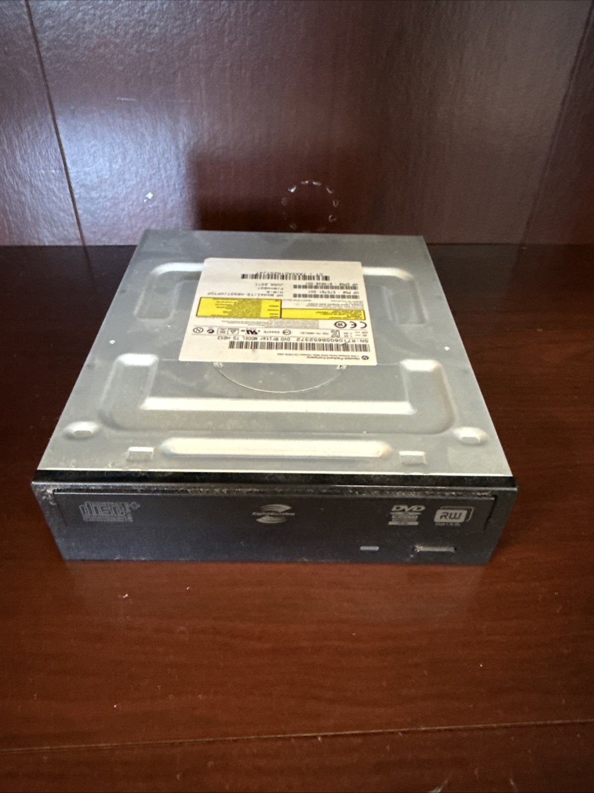 HP TS-H653T / HPTHF CD-RW DVD±RW SATA Optical Drive 575781-501 / 575781-800