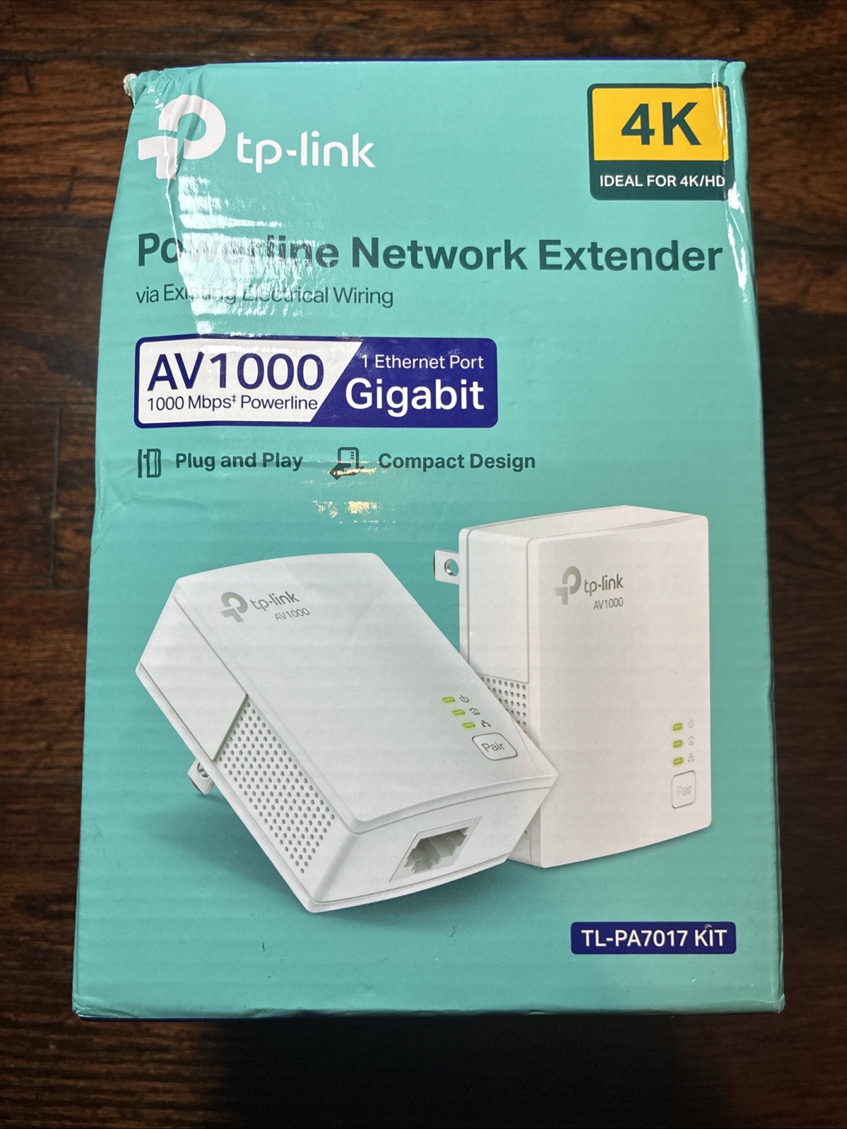 TP-Link AV1000 Gigabit Powerline Starter Kit (TL-PA7017 KIT)
