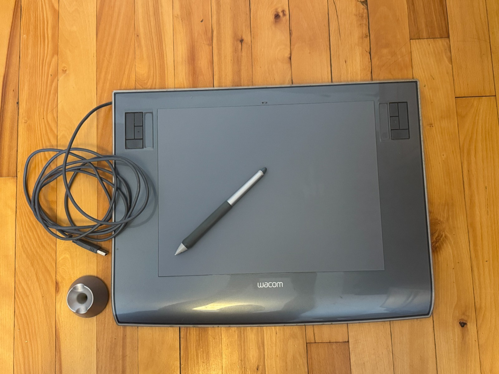 Wacom PTZ-930 Intuos 3 large 9x12 USB Graphics Tablet 9" x 12" W/ Pen and extras