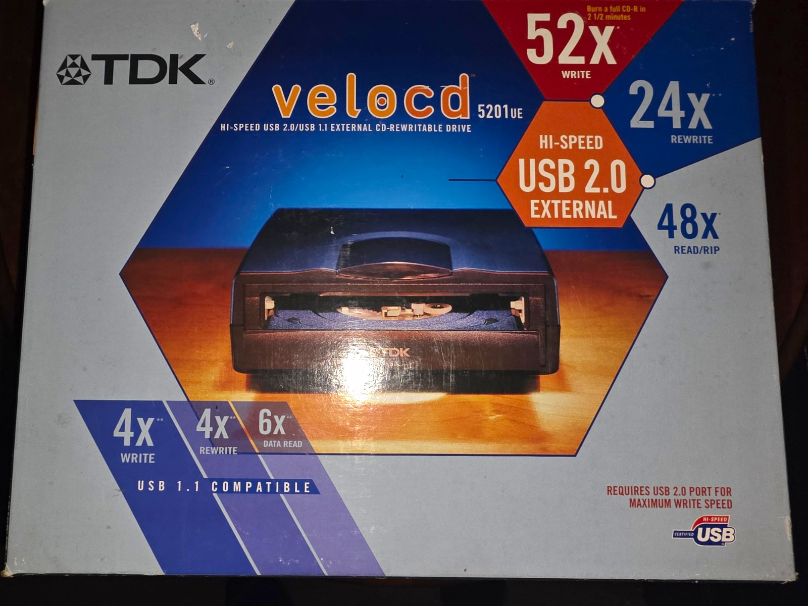 TDK VeloCD 5201UE USB 2.0 External CD-RW/CD-R Drive 52x/48x Black