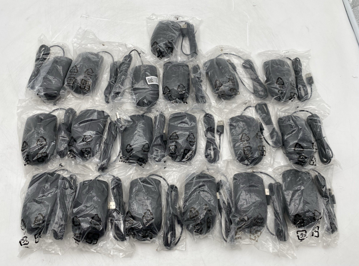 LOT OF 19 Dell USB Optical Mouse MS116 (065K5F)