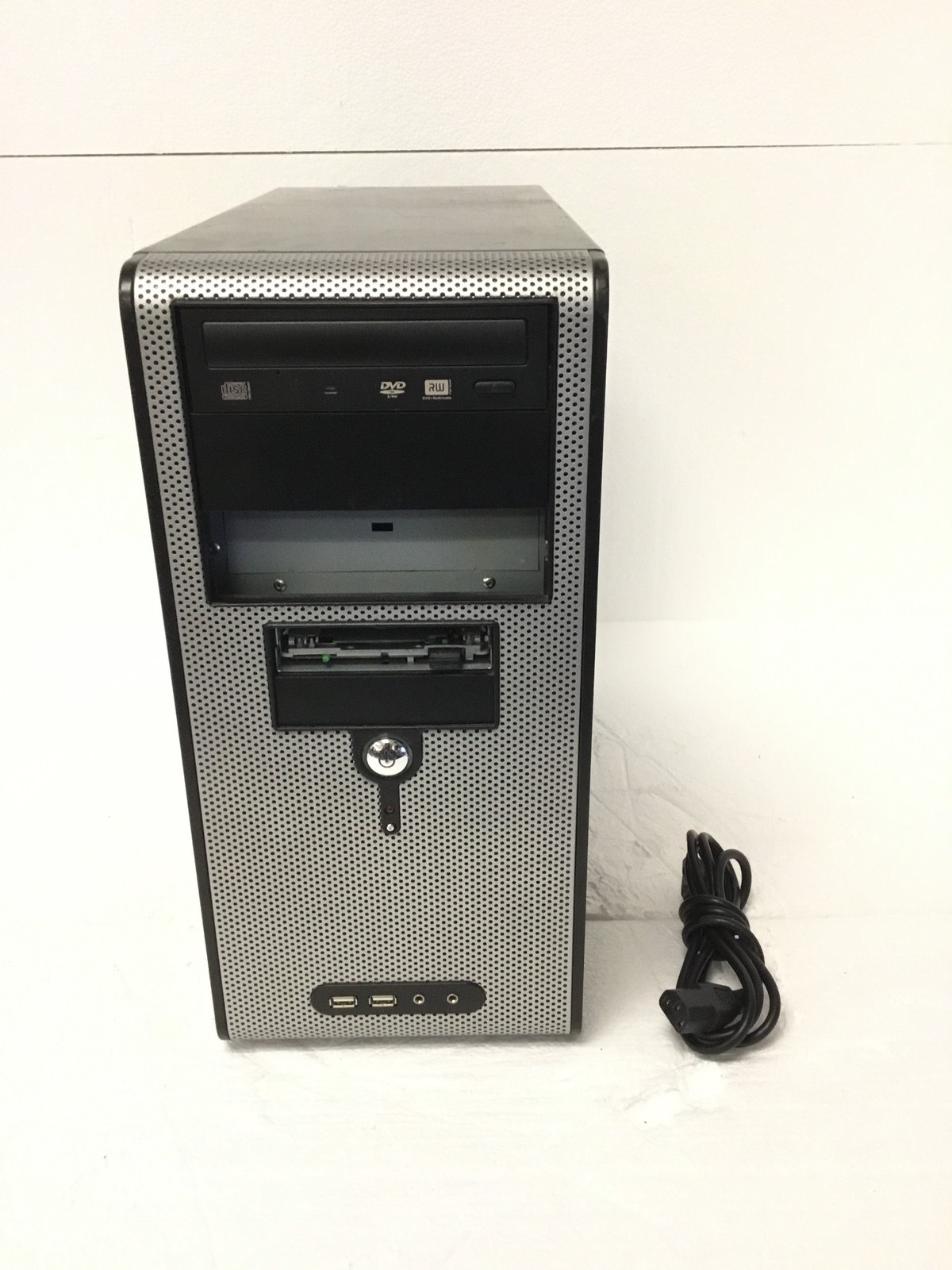 Generic Computer Dual AMD Opteron 244 Workstation 2GB RAM Radeon HD 2400 WORKING