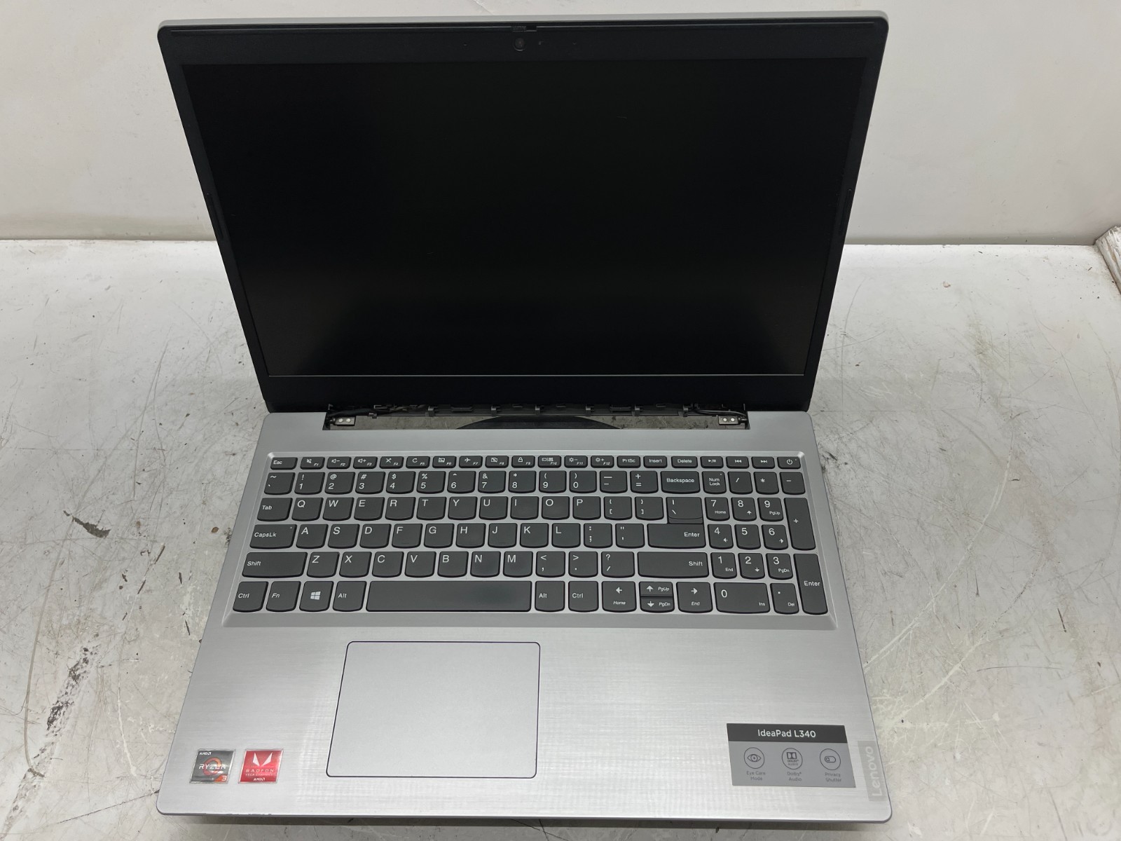 Lenovo IdeaPad L340 AMD Ryzen 3 3200U 2.6GHz 8 GB 1TB Windows 11