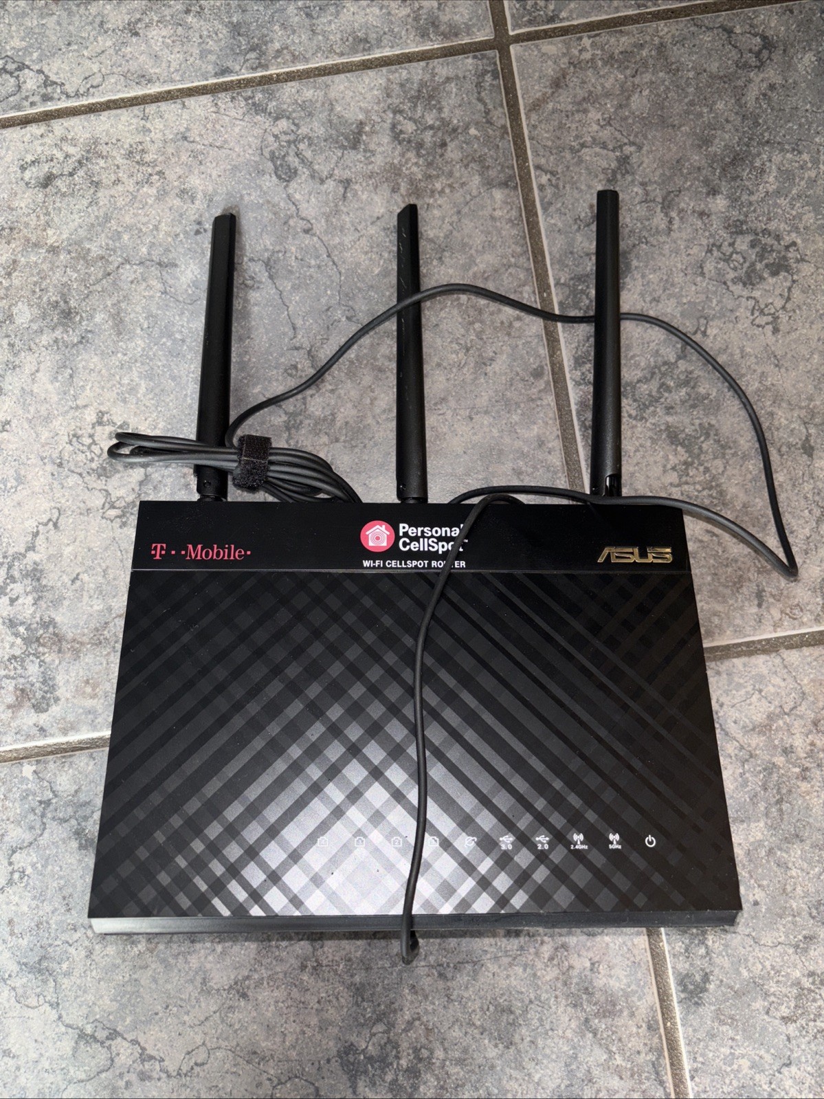 T-Mobile (AC-1900) By ASUS Wireless-AC1900 Dual-Band Gigabit Router