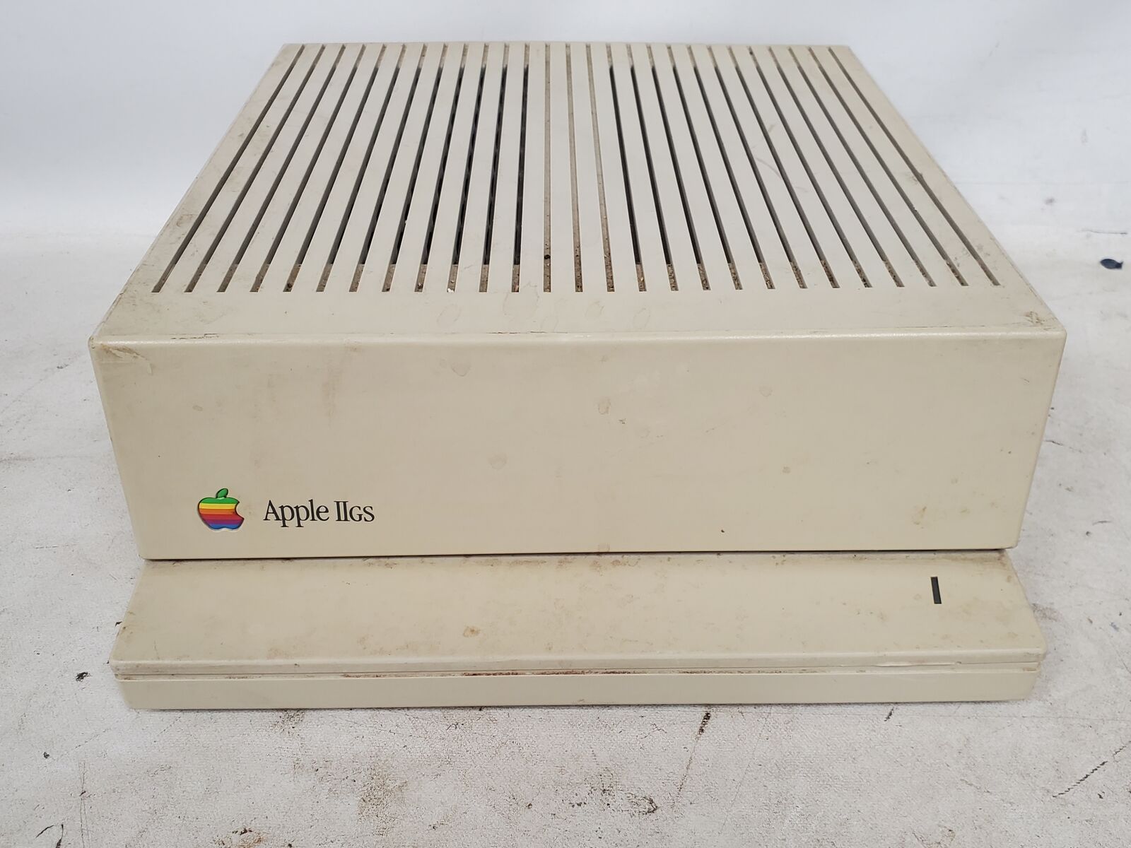Vintage Apple IIGS ROM 1 A2S6000 Computer