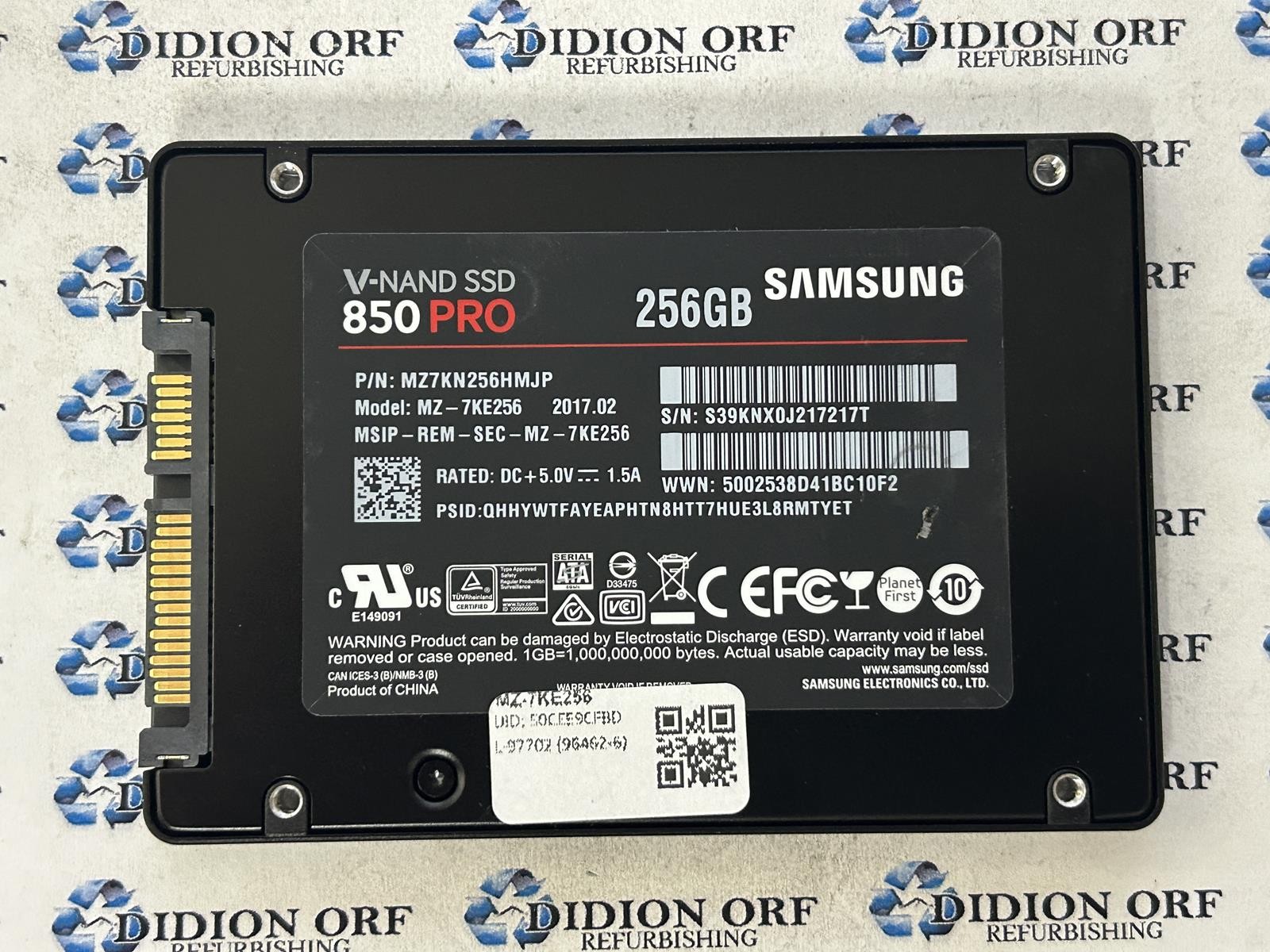SAMSUNG 256GB 2.5" SATA SSD MZ-7KE256, Grade B, SKU 18740