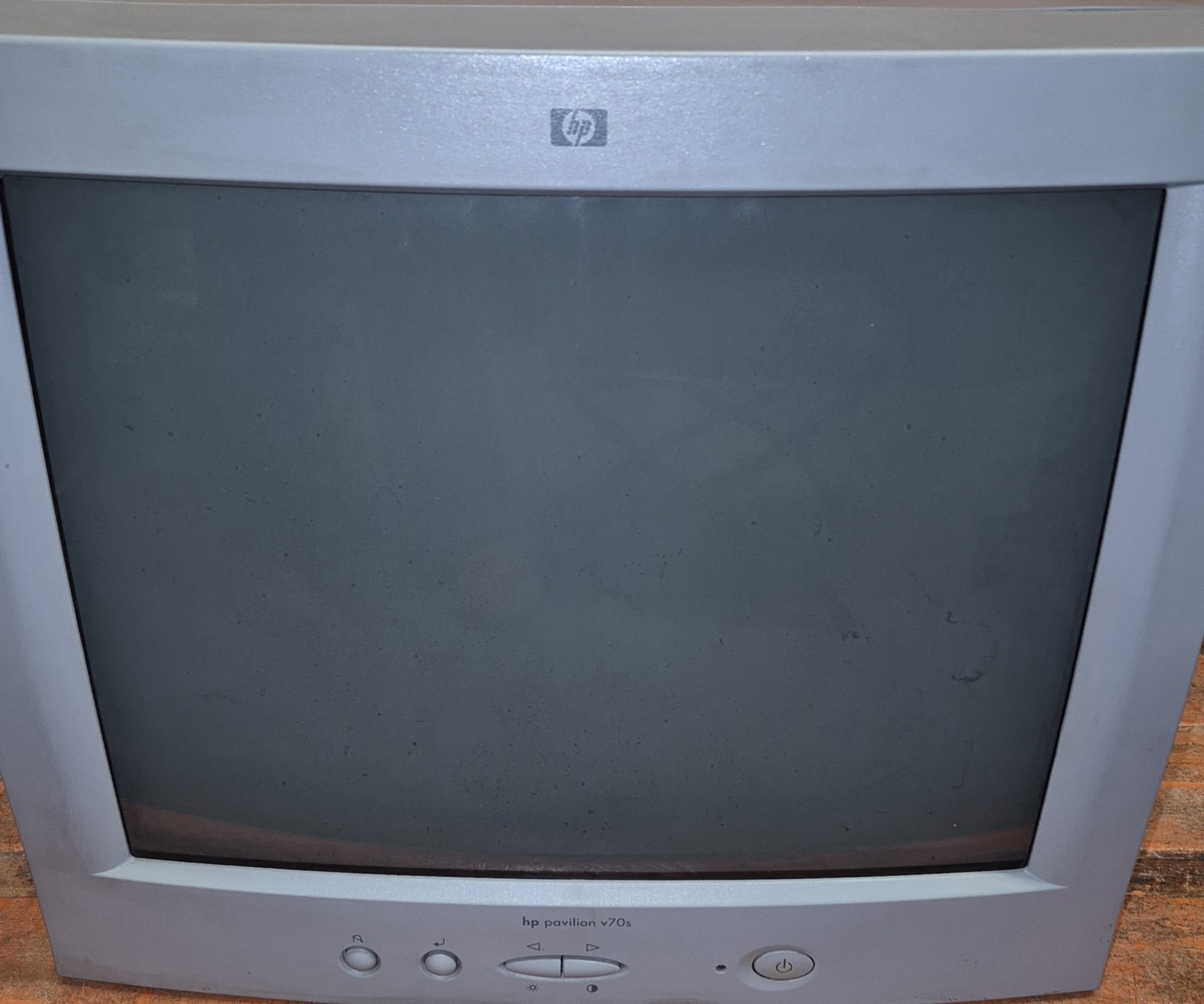 Vintage Hp Pavilion V70s Desktop Monitor Computer Gaming PC Untested