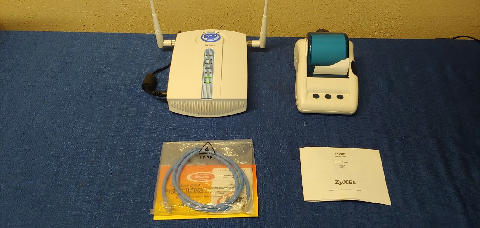 ZyXel Zyair G-4100 v2 Wireless Hotspot Router with Printer SP-200E