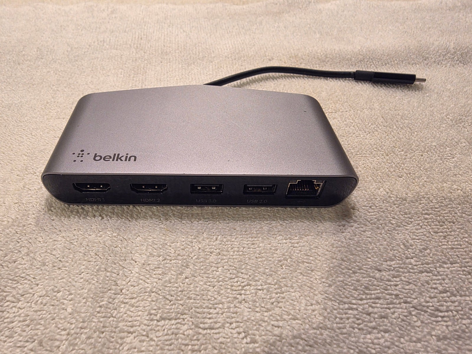 Belkin USB 3.0 Mini-Docking Station.