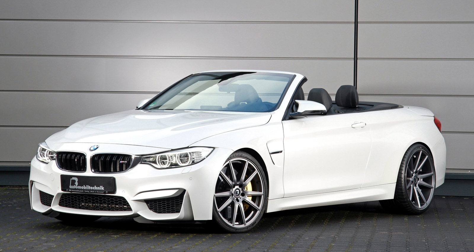 Cars bmw m4 convertible Desk Mat Stitched