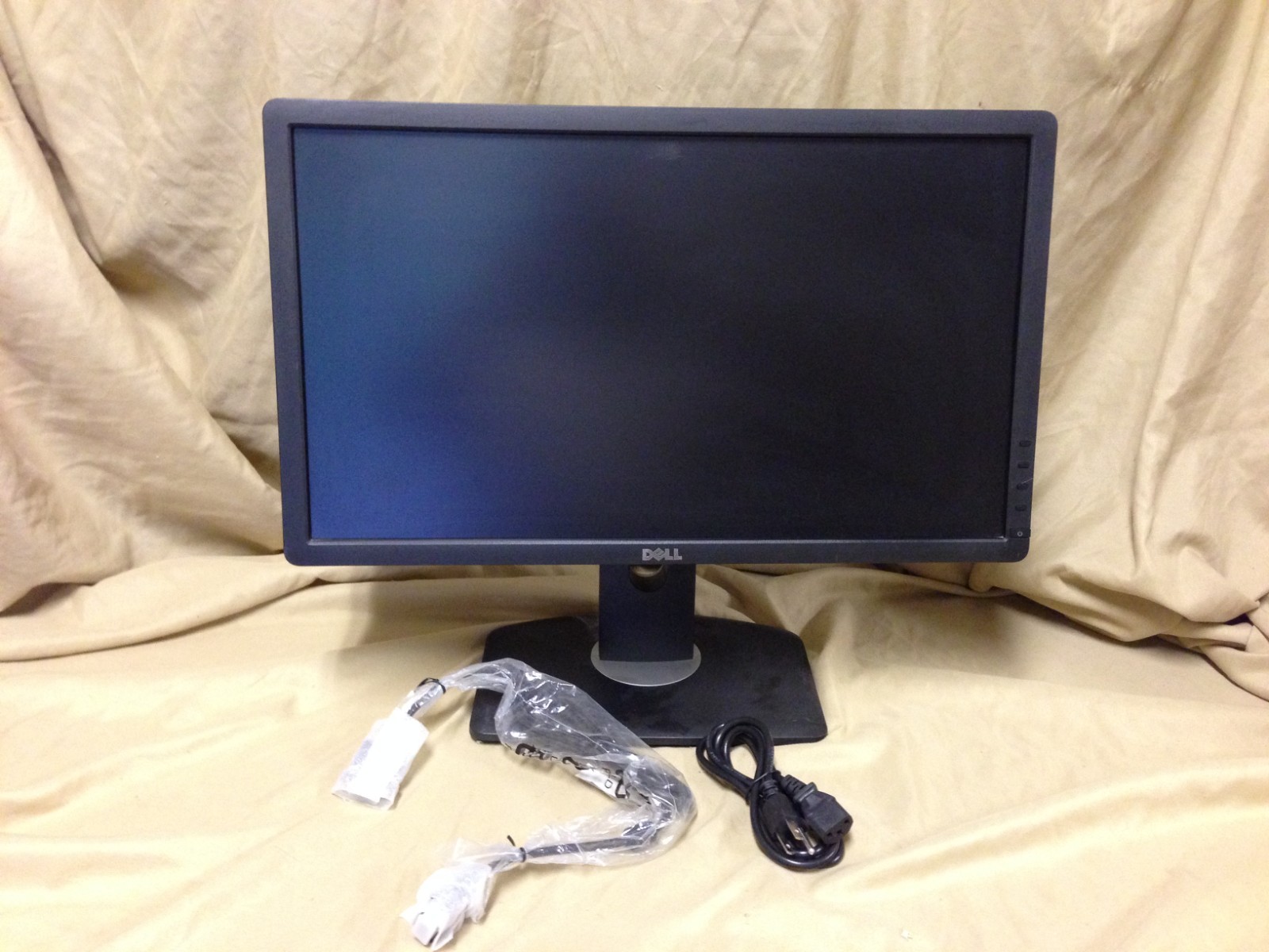 Dell UltraSharp 23" U2312Hmt VGA DVI Display Widescreen LCD HD 23 Monitor /