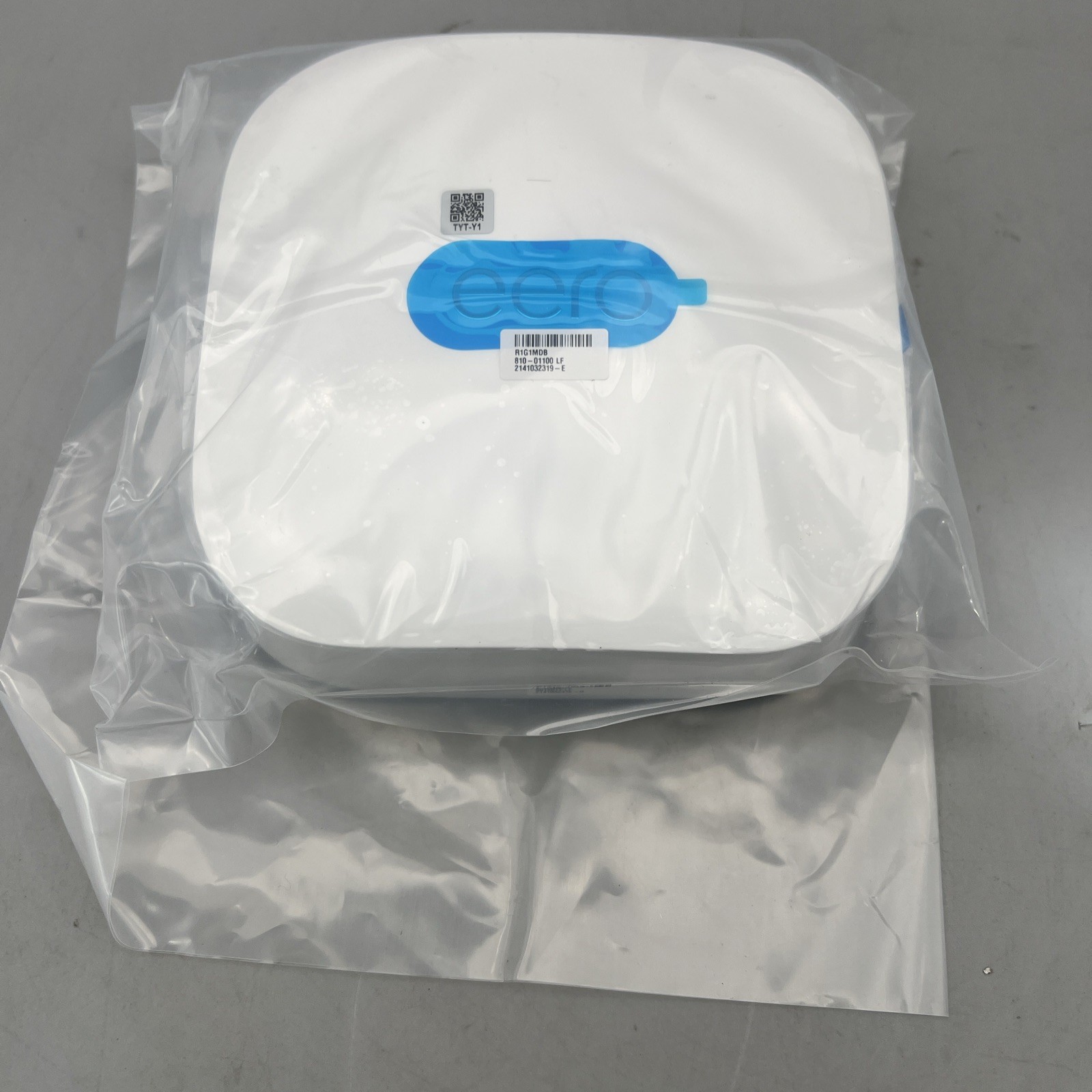 Eero Pro 6E Tri-Band Mesh Wi-Fi Router S010001 - NO Power Cable - FRONTIER ONLY