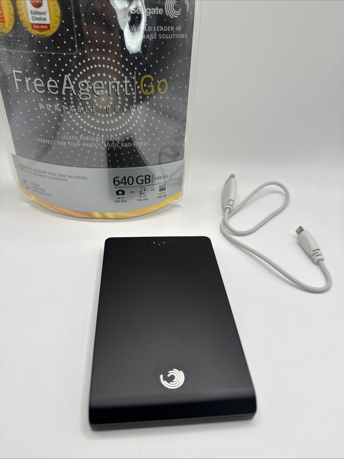 Seagate FreeAgent Go Portable 650 GB Hard Drive USB 2.0