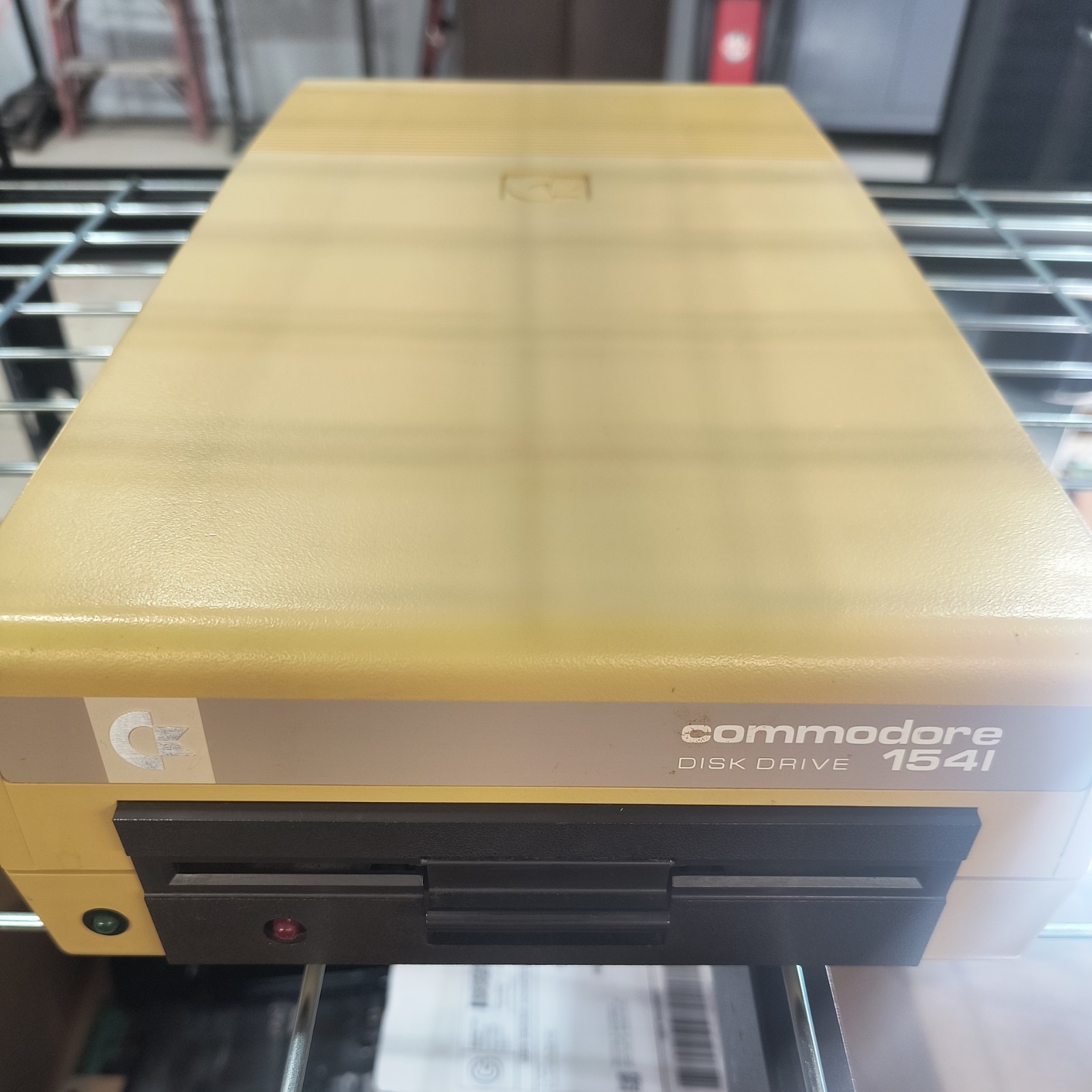 Commodore 1541 5.25" Floppy Disk Drive for C64 Computer.  Tested Working