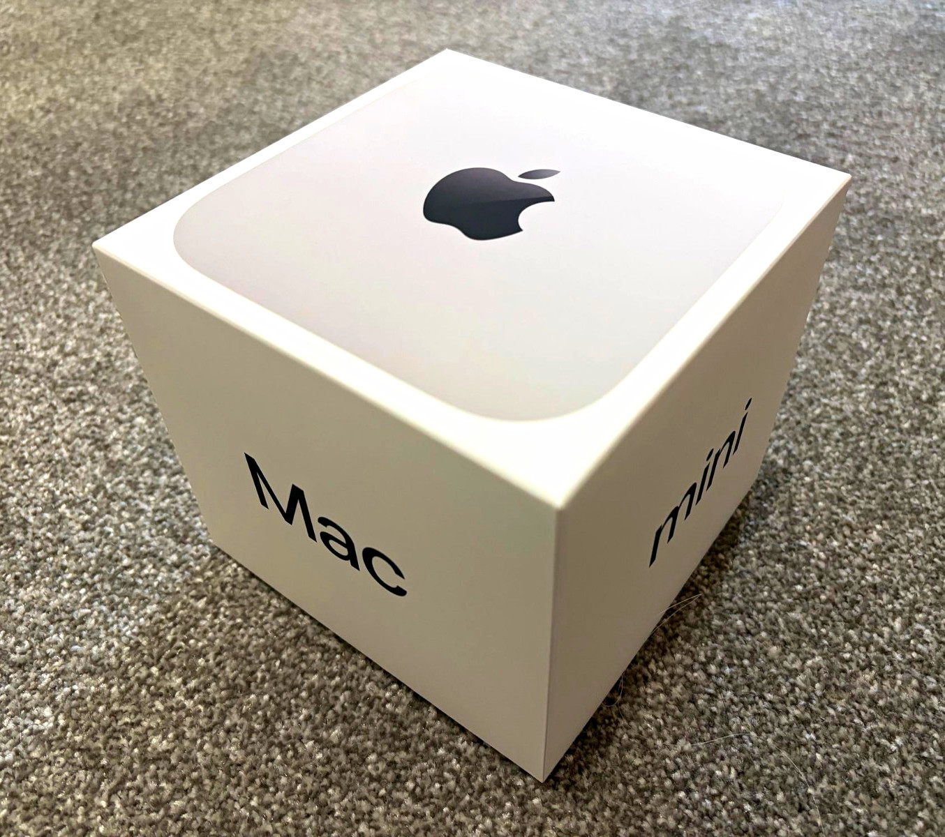 2024 Apple Mac mini M4 Pro 24gb RAM 12cpu/16cpu 512gb SSD Excellent Condition