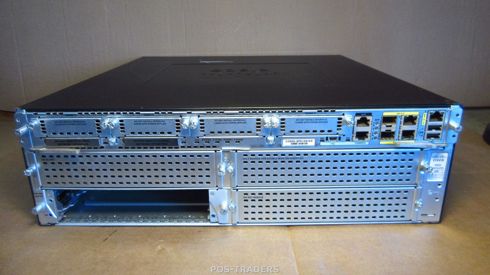 Cisco 3925 C3900-SPE100/K9 V02 - Integrated Service Router NO MODULES - 1x Cover