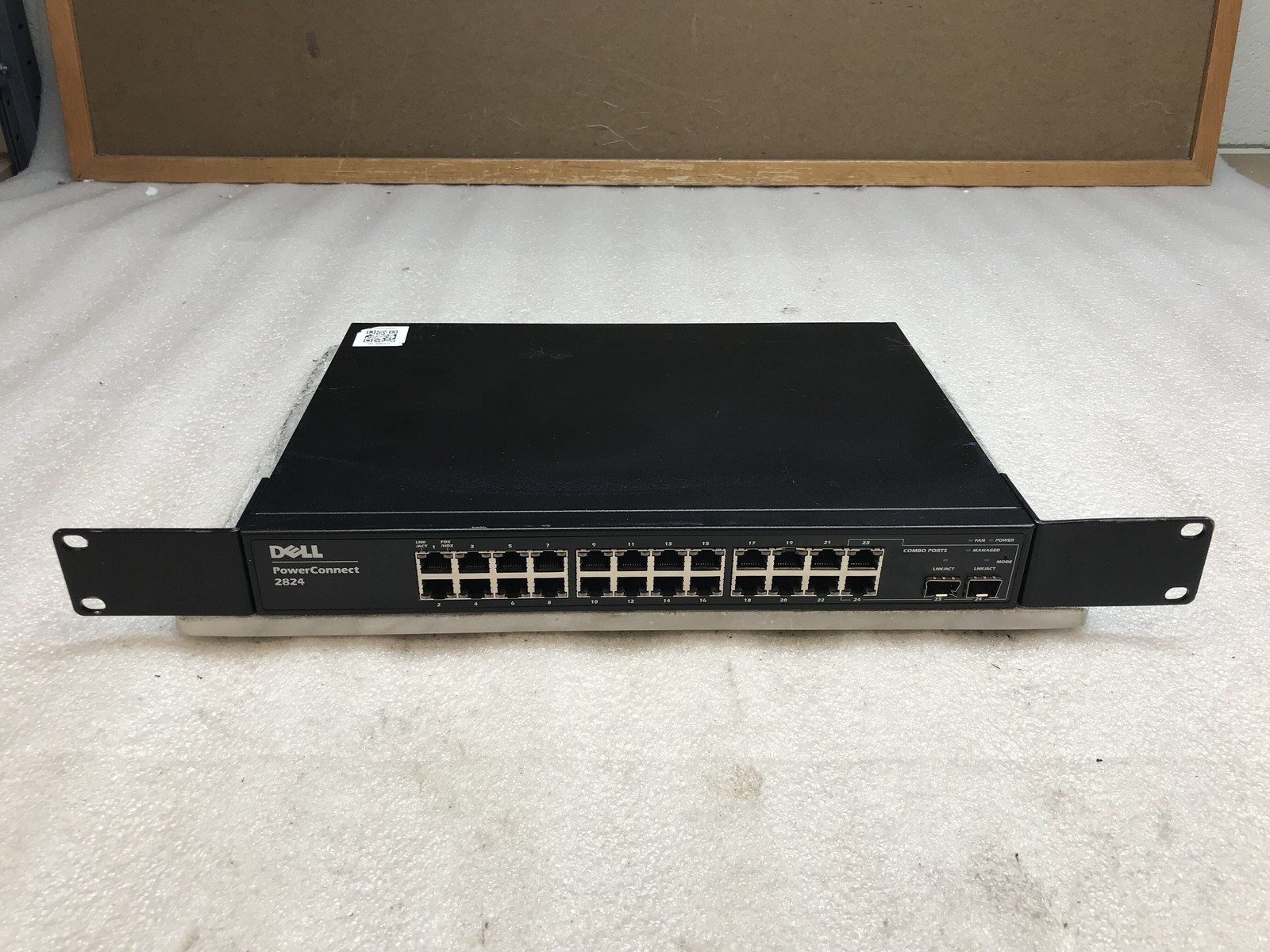 Dell PowerConnect 2824 24-Port Gigabit Managed Ethernet Switch W Rack Ears