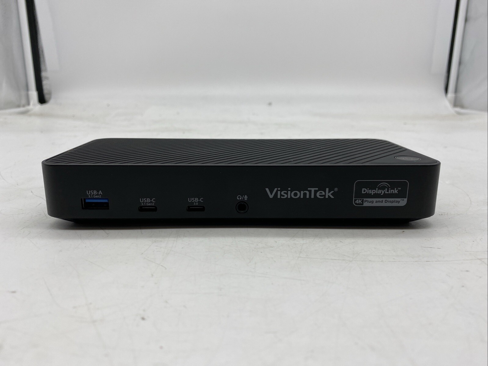 VisionTek VT7000 USB-C Docking Station