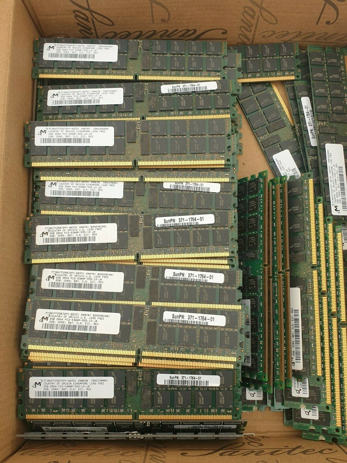 Lot Of 100 (100x2G) Micron & Qimonda 2GB 2Rx4 PC2-5300P DDR2-667 SUN 371-1764-01