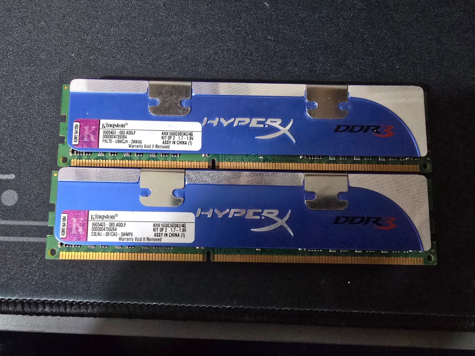 kingston technology ddr3 2gb sticks 4GB total with blue heatsink