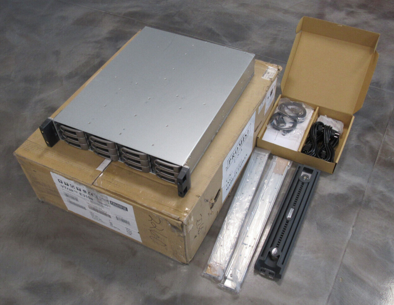 NEW PROMISE VTRAK E310S 2U 12-BAY DUAL CONTROLLER SAS TO SAS RAID6 SUBSYSTEM