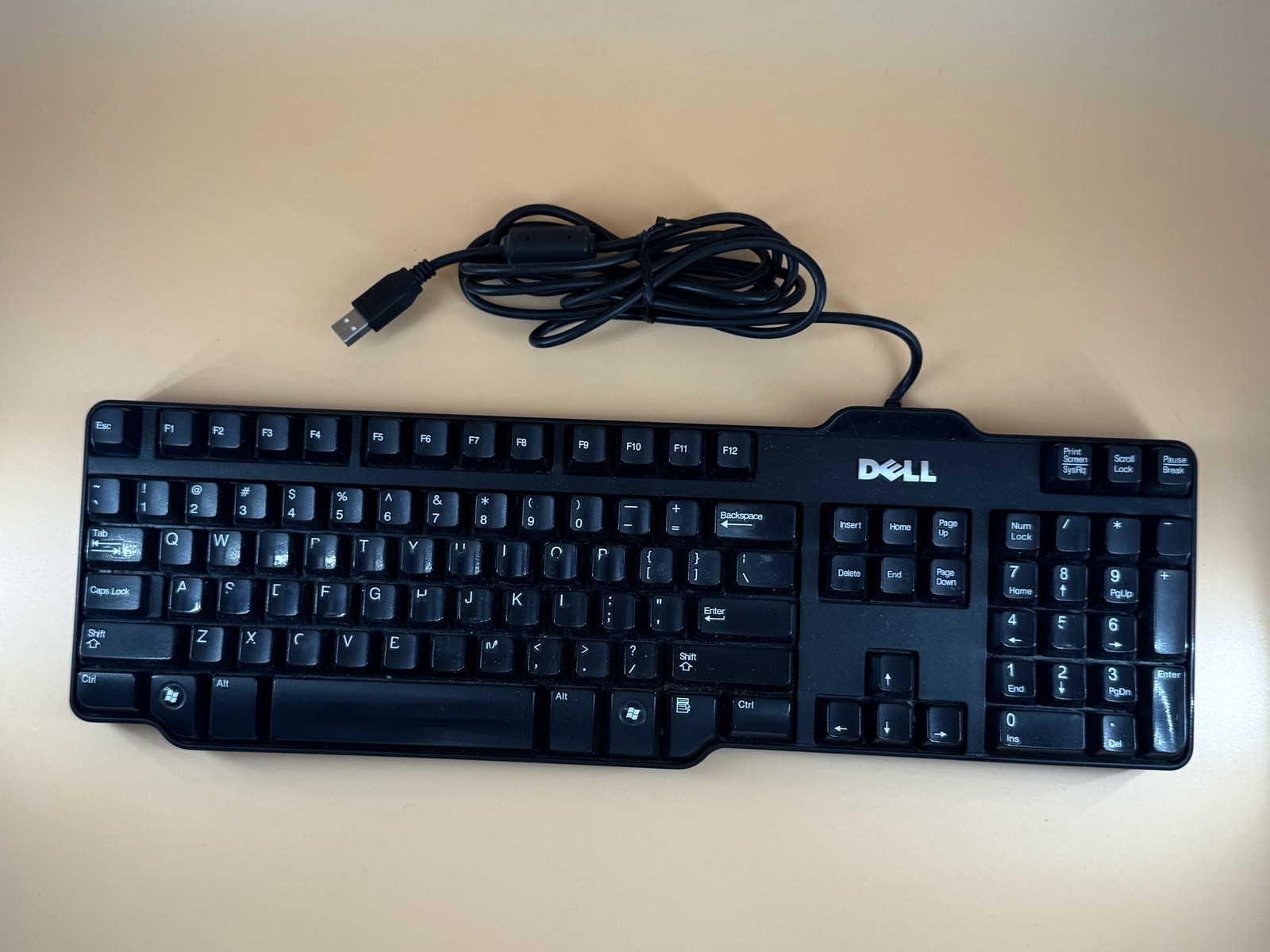 Dell L100 Wired USB Keyboard 0RH659 Full Size 104-Key US Layout Black Used