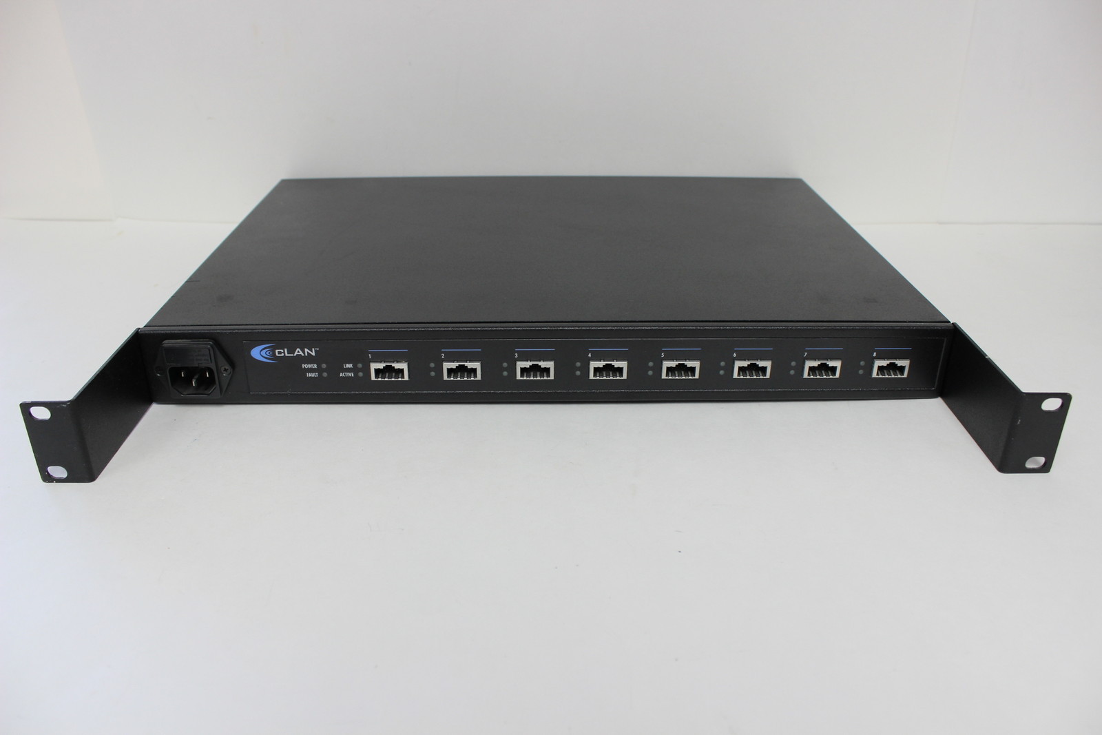 GIGANET cLAN5000 8 PORT SWITCH WITH WARRANTY