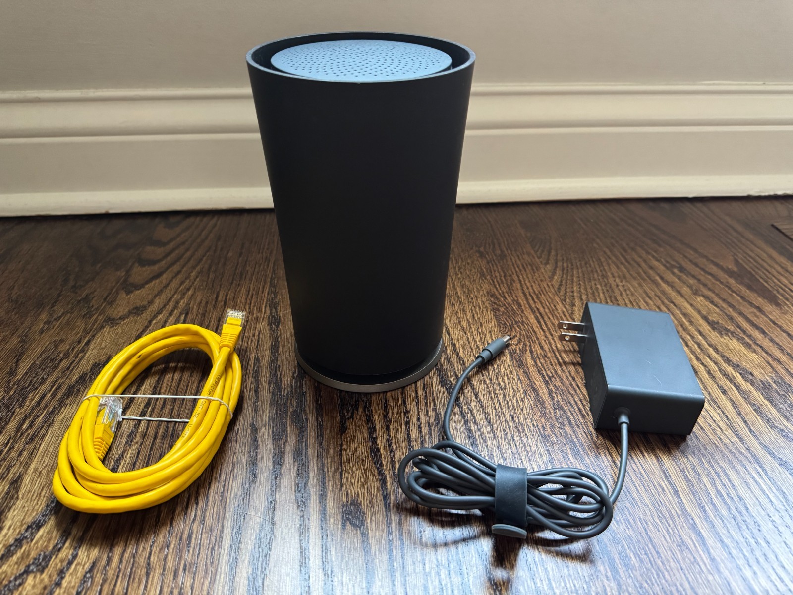 TP-Link Google OnHub AC1900 Dual-Band Wi-Fi Router TGR1900BLK w/Power & Ethernet