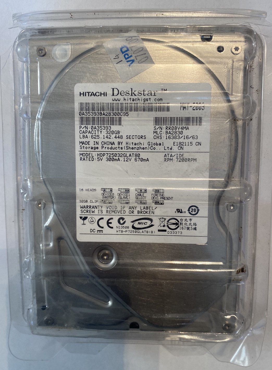 HITSCH Deskstar Model # HDP725032GLAT80