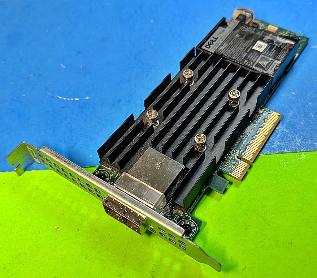 MV5PD DELL PERC H840 PCI-e 4GB SAS 12Gb/s RAID Controller