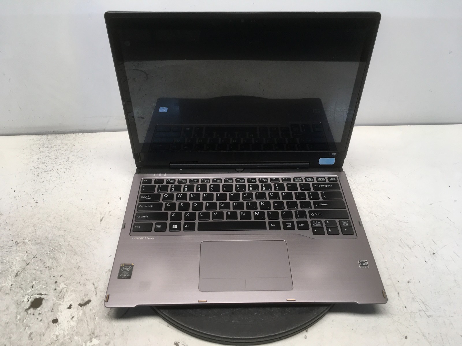 Fujitsu LifeBook T935 Intel i5-5300U 2.3GHz 8 GB NO HDD No Batt