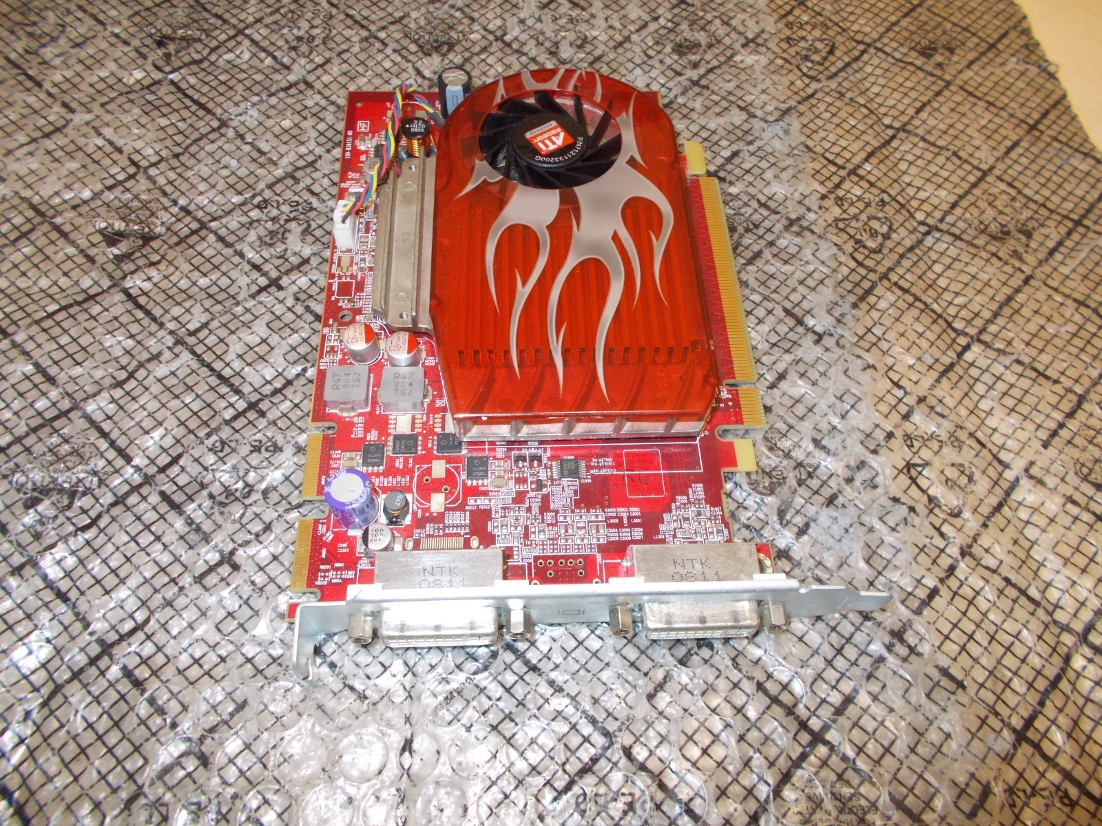 Apple Mac Pro ATI Radeon HD 2600XT 256MB PCI-E Video Card 2X DVI RV630 630-9494