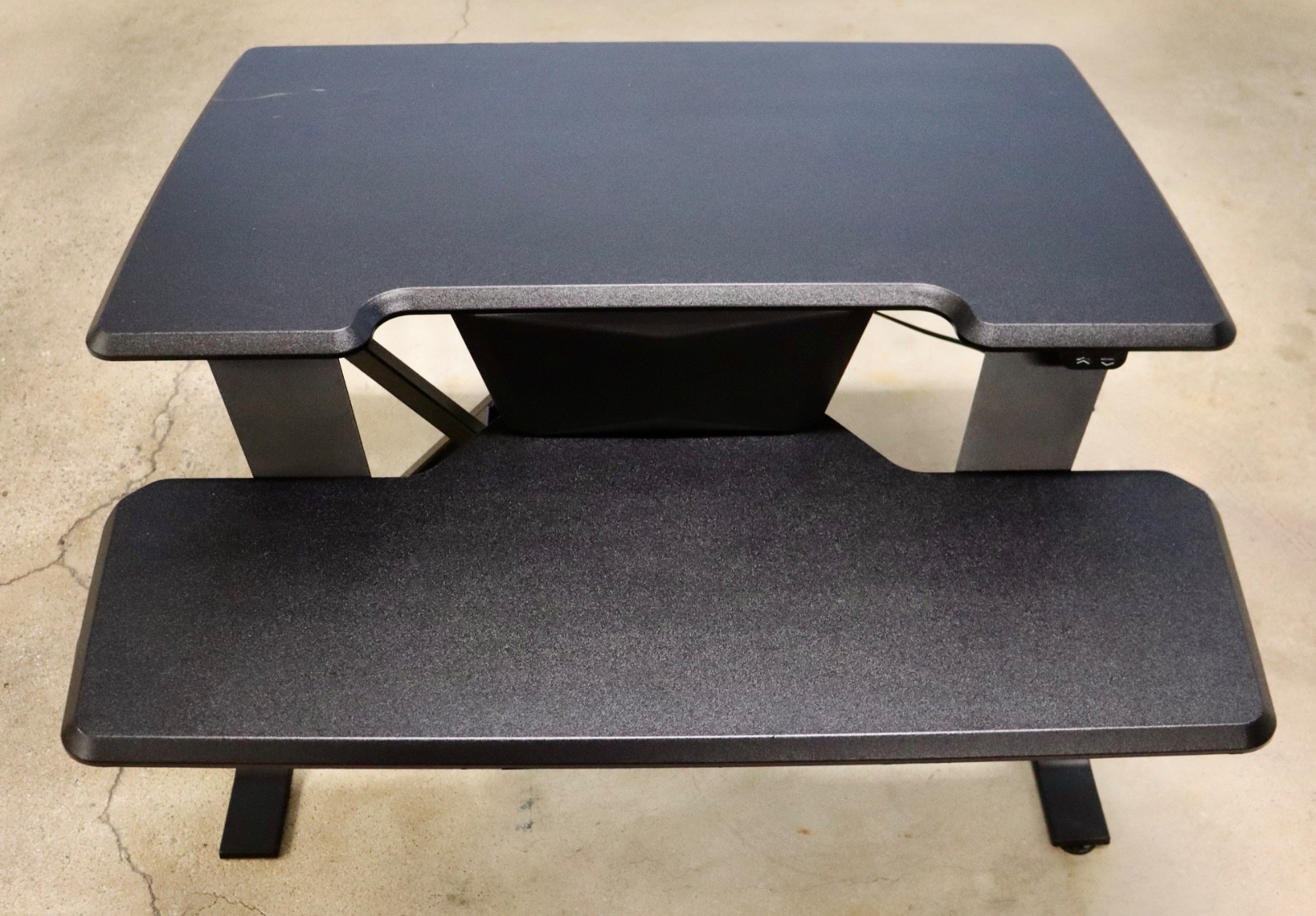 VARI DESK ELECTRIC PRO PLUS 32 COMPUTER DESK STAND