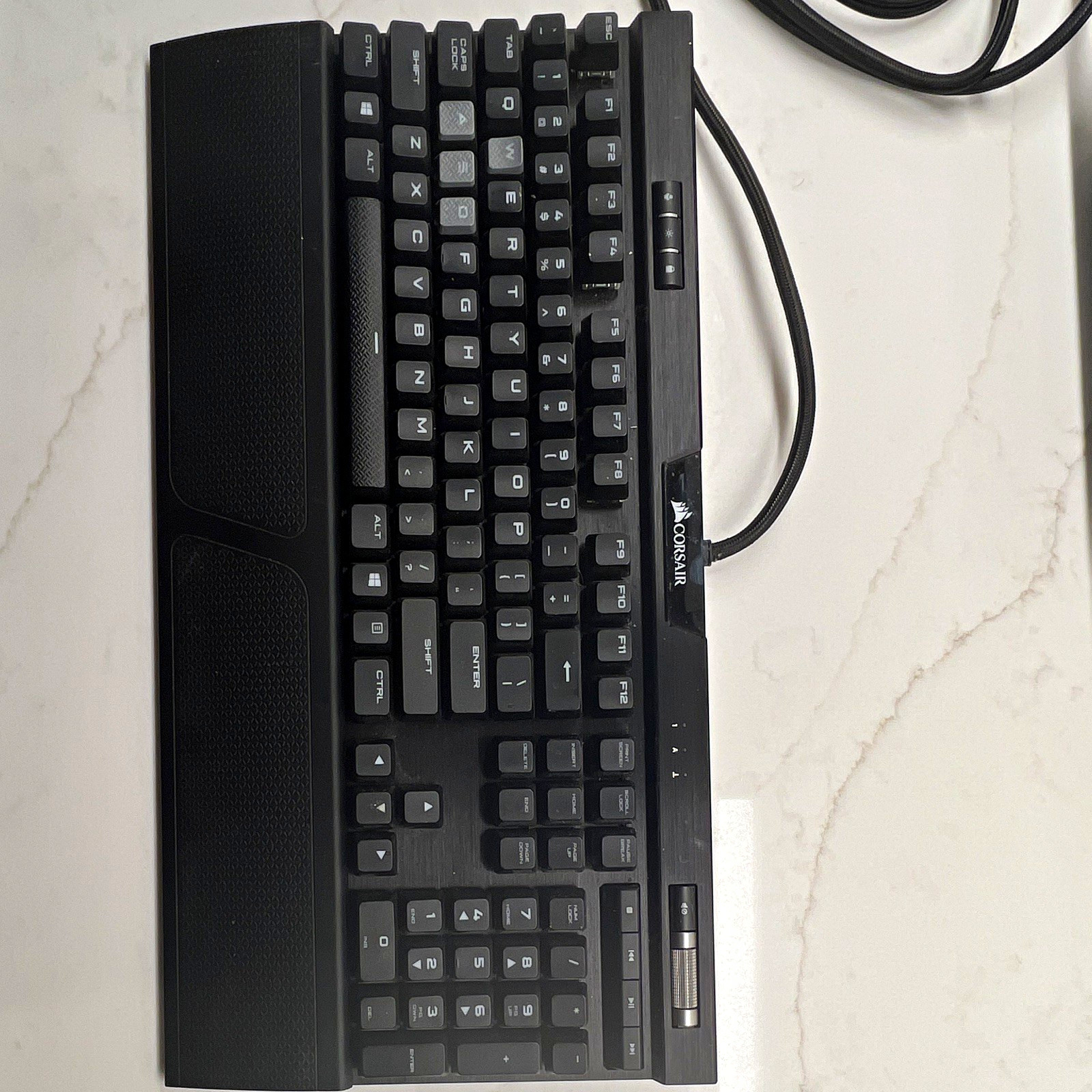 Corsair K70 Gaming Keyboard W/Wrist Rest + Razer Lancehead Mouse
