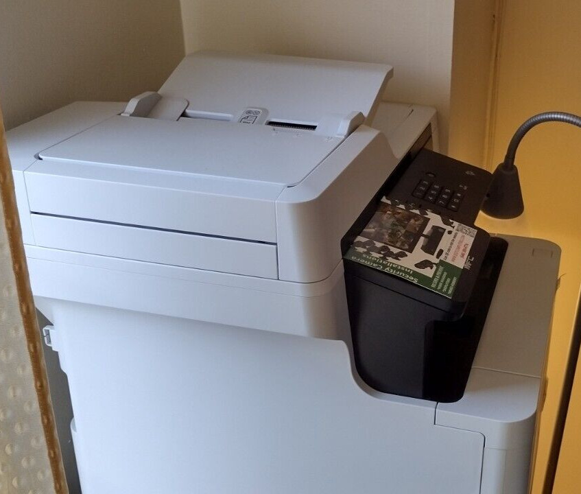Brother MFC-L8900CDW All-In-One Laser Printer