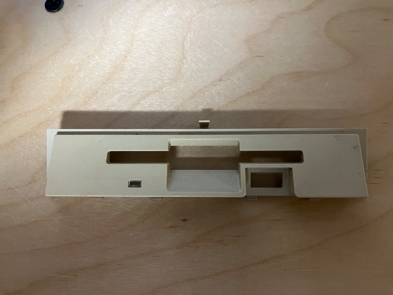 IBM PS/2 92F1599 Model 56 9556 Floppy Drive Bezel