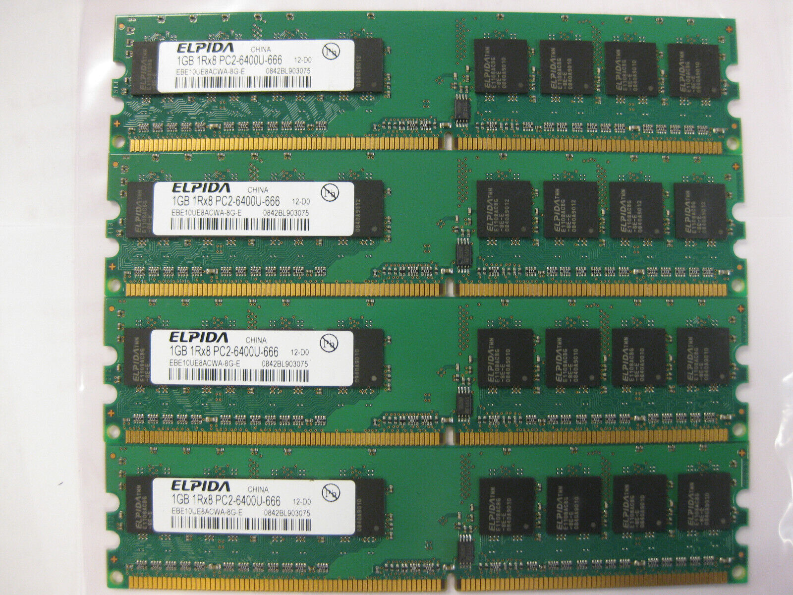 4GB, 4x1GB  DDR2  PC2-6400U  Memory  Standard  Desktop Memory  EBE10UE8ACWA-8G-E